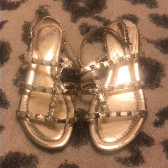 marc fisher gold sandals
